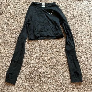 Black Gymshark workout top